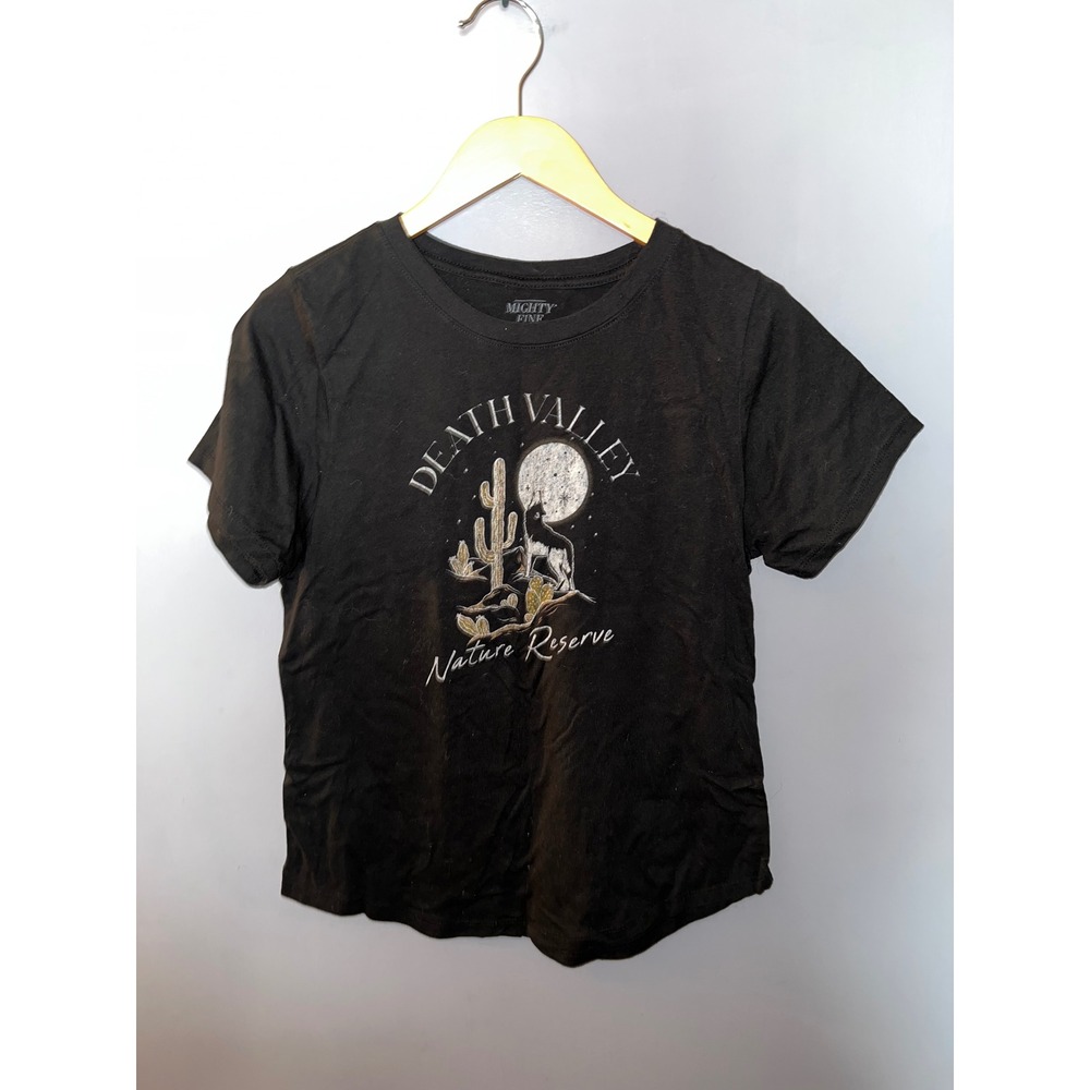 Mighty Fine Death Valley Nature Reserve Wolf Graphic Tee Black Medium